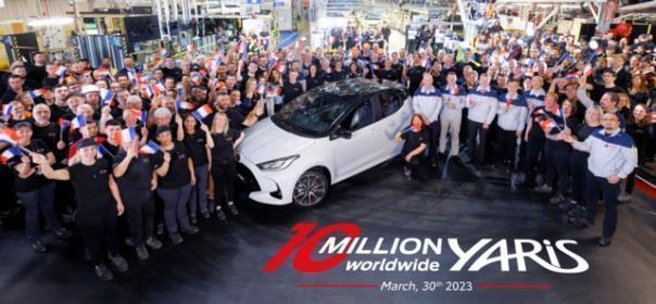 Das 10-millionste Fahrzeug, ein Yaris GR SPORT, wurde im Toyota Werk in Frankreich produziert, wo der Yaris seit 2001 in Europa gefertigt wird und eine beeindruckende Umweltbilanz vorweisen kann